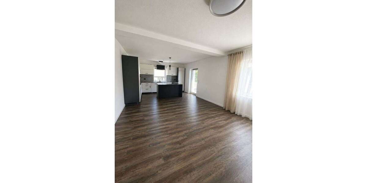 Etagenwohnung Einhausen - 3.5 Zimmer, 130 m&sup2;, 1.630&euro; | Angebot:26404797