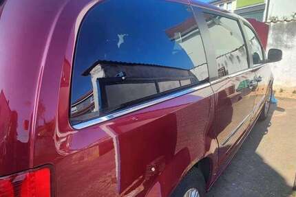 Chrysler Town & Country 195.000 km 9.000 &euro; Dreieich 63303