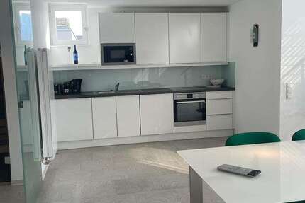 Wohnung Frankfurt am Main Innenstadt 1 - 2 Zimmer, 102 m&sup2;, 1.550&euro; | Angebot:25200320