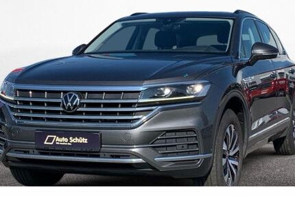 VW Touareg 82.875 km 40.850 € Groß-Umstadt 64823