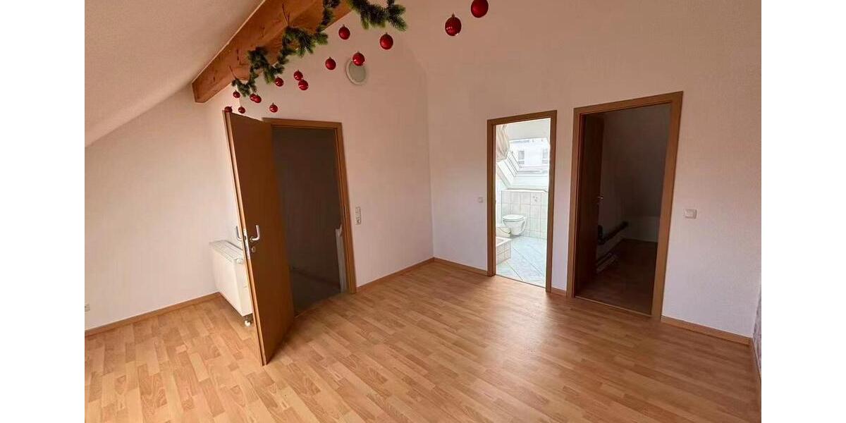 Reihenhaus Raunheim - 4 Zimmer, 108 m&sup2;, 1.620&euro; | Angebot:26232002