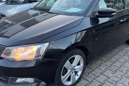 Skoda Fabia 207.400 km 4.950 &euro; Frankfurt am Main 60528