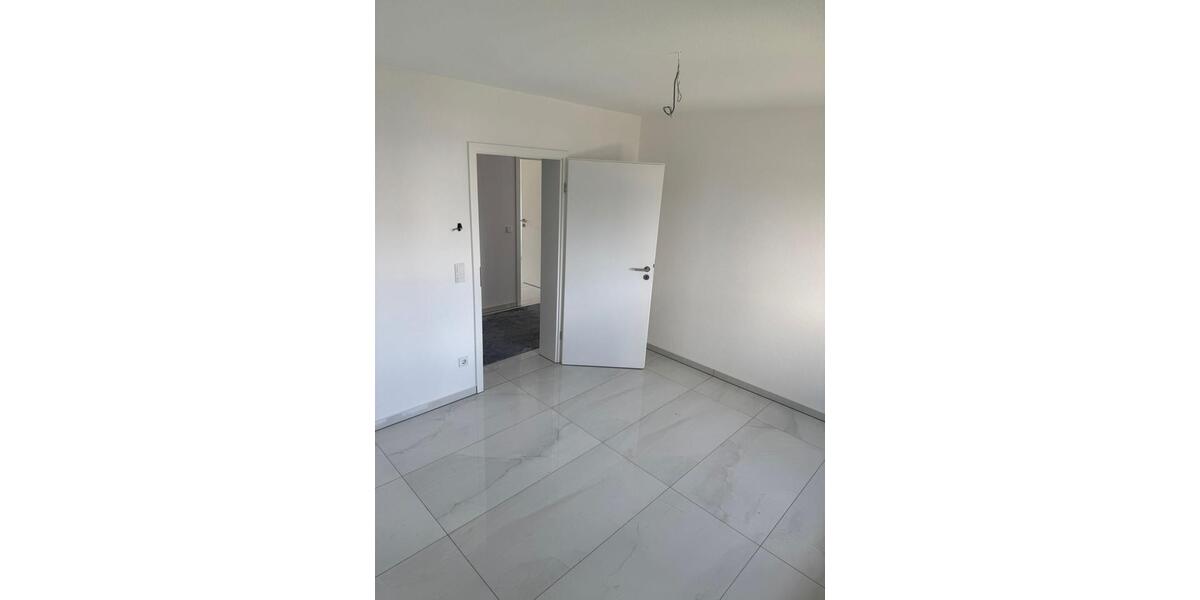 Erdgeschoßwohnung Reichelsheim (Odenwald) - 5 Zimmer, 121 m&sup2;, 1.200&euro; | Angebot:26592084