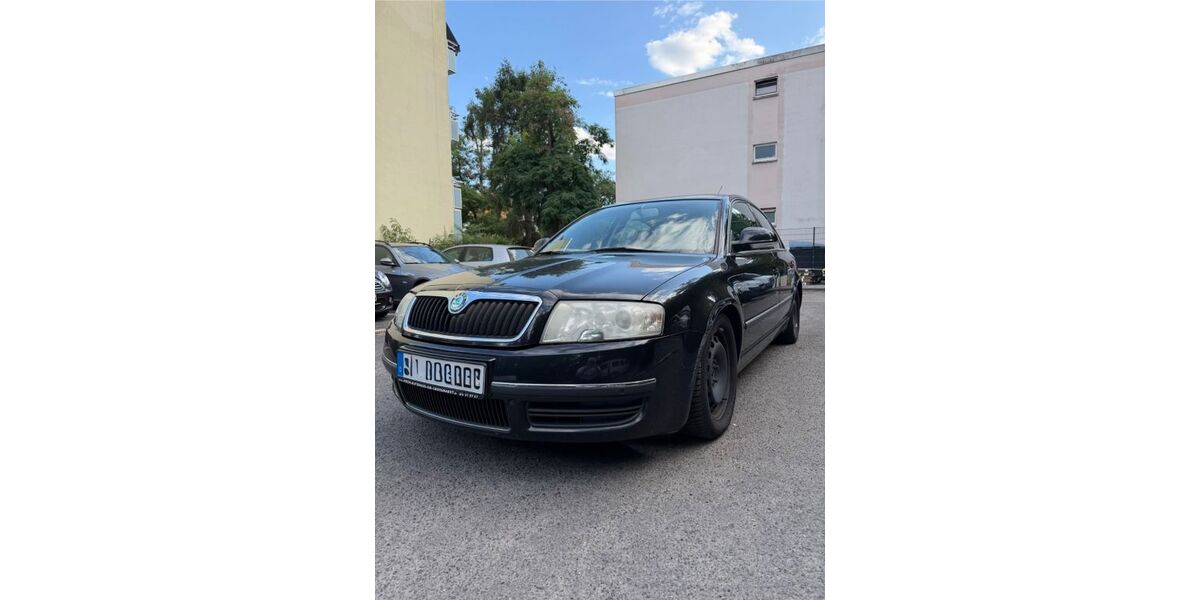 Skoda Superb 185.000 km 2.950 &euro; Neu-Isenburg 63263