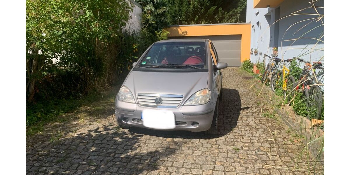 Mercedes-Benz A 190 77.550 km 1.400 &euro; Mühltal 64367