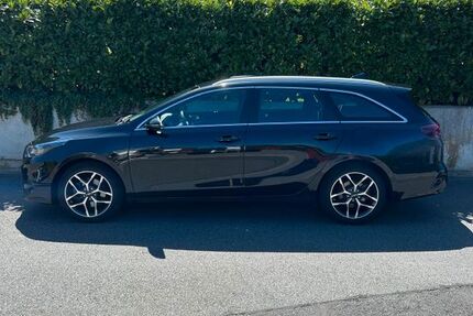 Kia ceed Sportswagon 93.600 km 17.900 € Riedstadt 64560