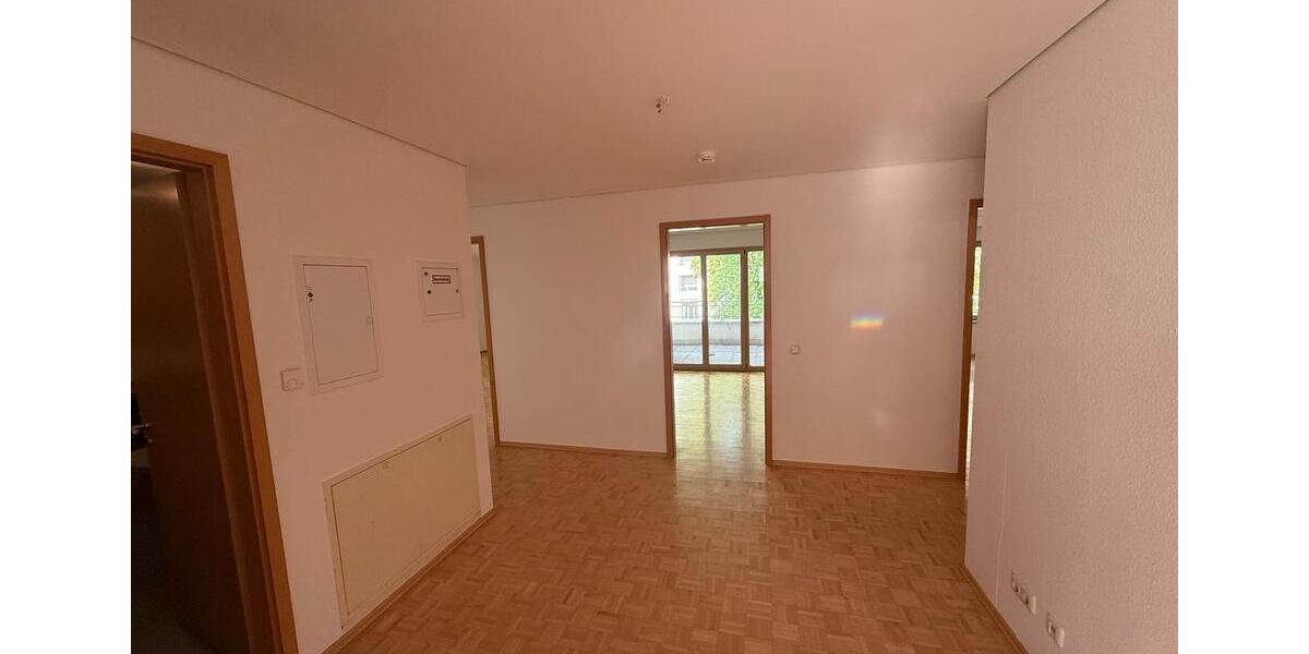 Etagenwohnung Frankfurt am Main Innenstadt 1 - 3 Zimmer, 102 m&sup2;, 1.810&euro; | Angebot:26296790