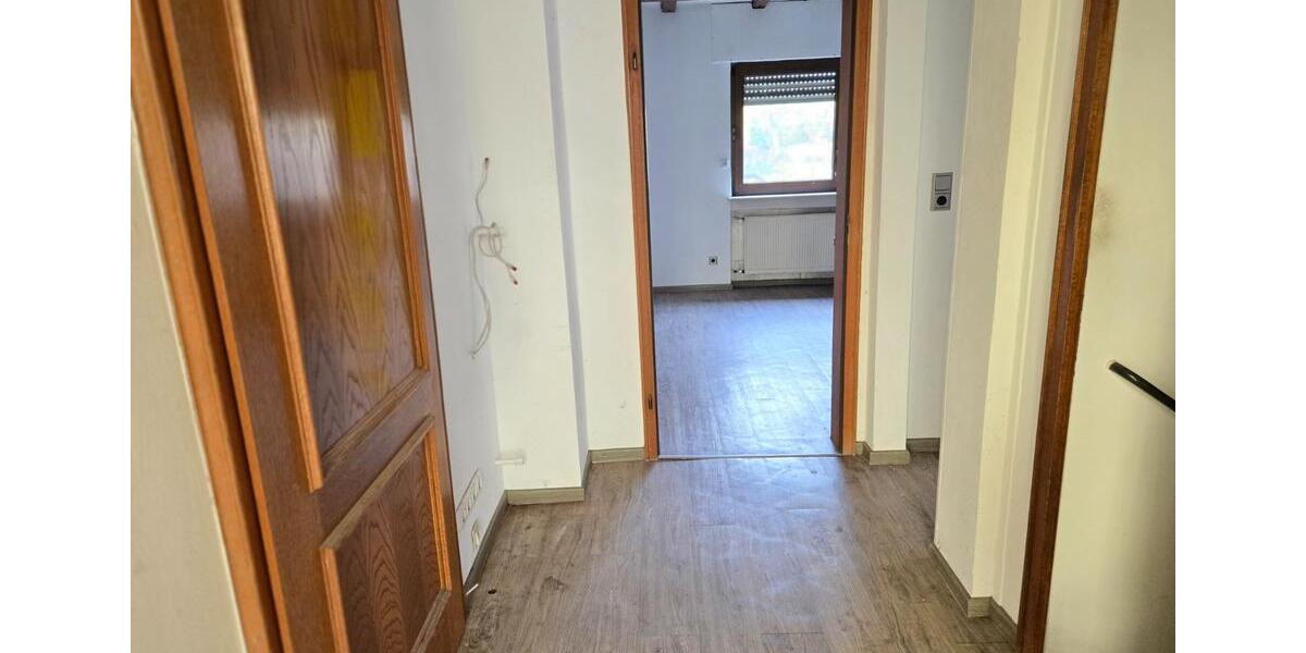 Einfamilienhaus Raunheim - 5 Zimmer, 130 m&sup2;, 2.500&euro; | Angebot:25436713