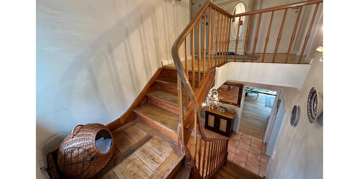 Etagenwohnung Offenbach am Main Buchrain - 8 Zimmer, 180 m&sup2;, 830.000&euro; | Angebot:24528023