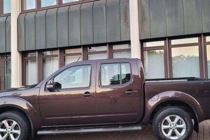 Nissan Navara 143.000 km 15.900 &euro; Groß Gerau 64521