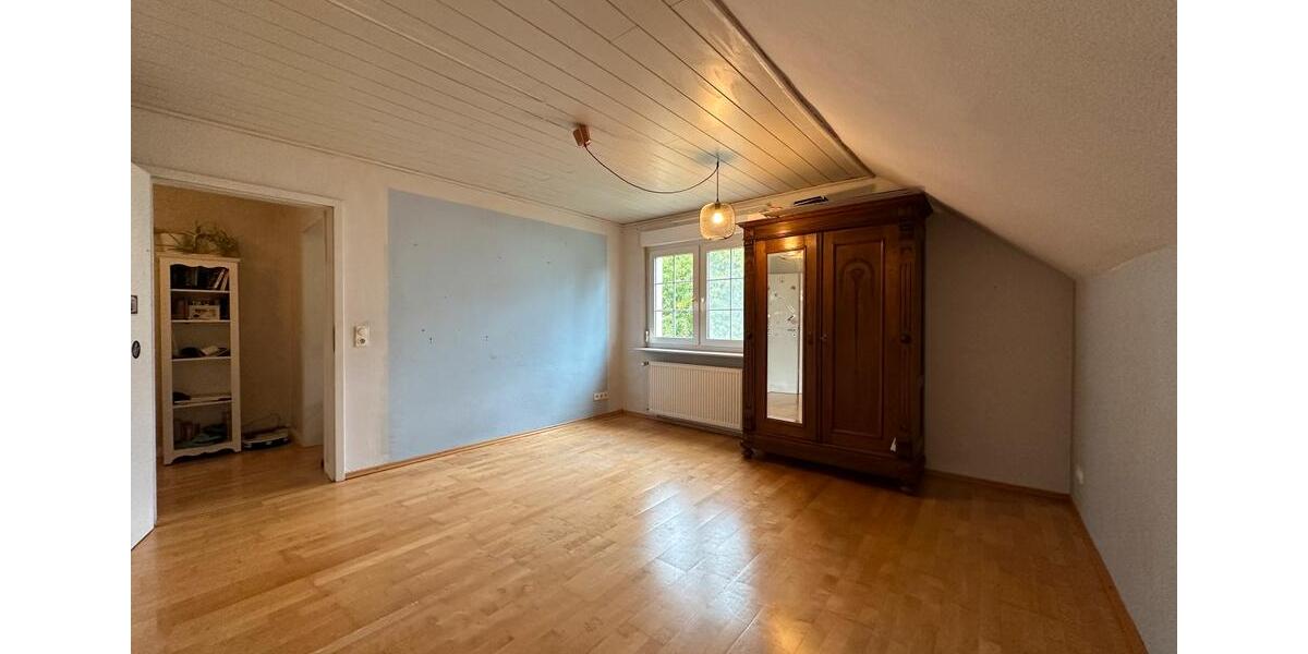 Provisionsfrei!! Charmantes Einfamilienhaus auf großzügigem Eckgr 8 zimmer