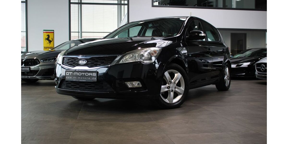 Kia ceed / Ceed 112.000 km 6.450 &euro; Griesheim/Darmstadt 64347
