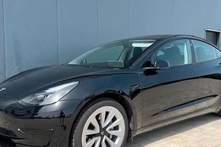 Tesla Model 3 25.900 km 21.000 &euro; Dietzenbach 63128
