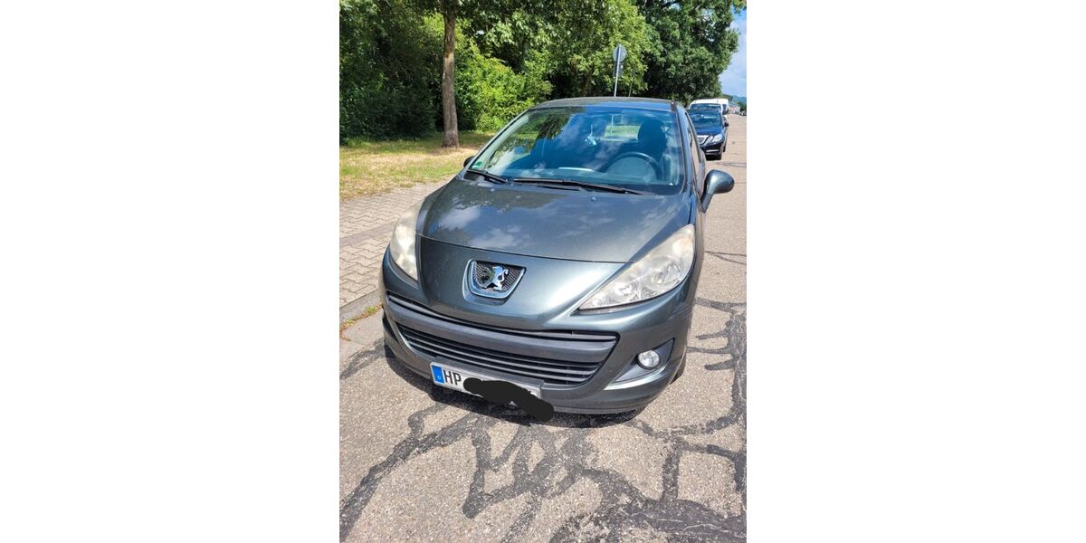 Peugeot 207 197.000 km 800 &euro; Lorsch 64653