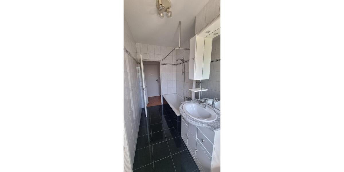 Etagenwohnung Frankfurt am Main Niederrad - 2 Zimmer, 70 m&sup2;, 339.000&euro; | Angebot:27084488