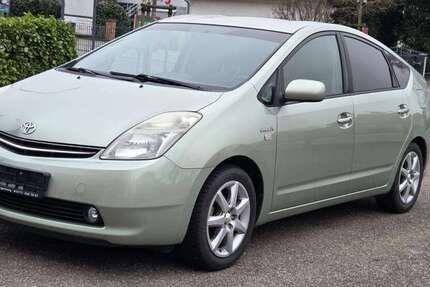 Toyota Prius 175.000 km 4.800 &euro; Zwingenberg 64673
