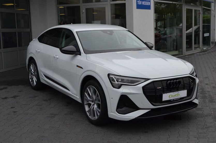 Audi e-tron 30.000 km 33.990 € Babenhausen 64832