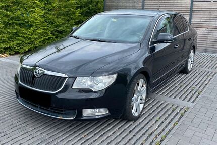 Skoda Superb 260.000 km 3.100 &euro; Hofheim am taunus 65719