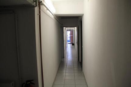 Gewerbeobjekt Flörsheim am Main - 1.700&euro; | Angebot:25807832