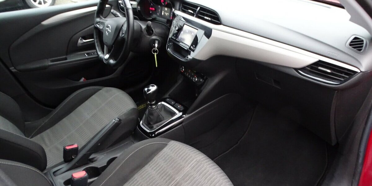 Opel Corsa F 1,2l Edition, Sitzheizung, Lenkradheizung, 56.945 km 9.890 &euro; Rodgau 63110