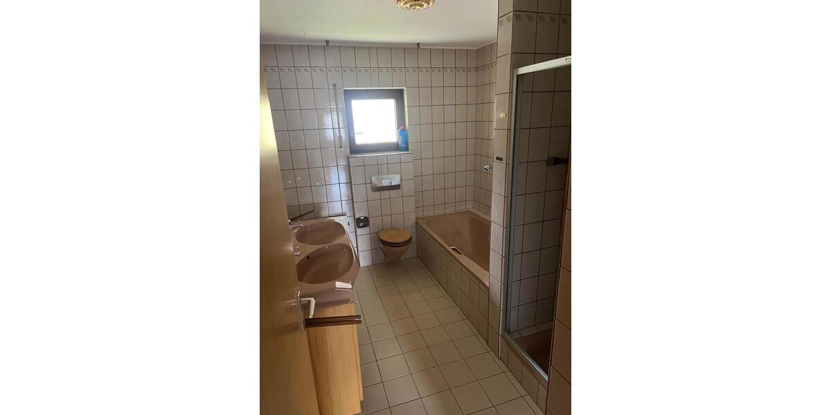Erdgeschoßwohnung Reinheim - 4 Zimmer, 120 m&sup2;, 399.000&euro; | Angebot:25973416