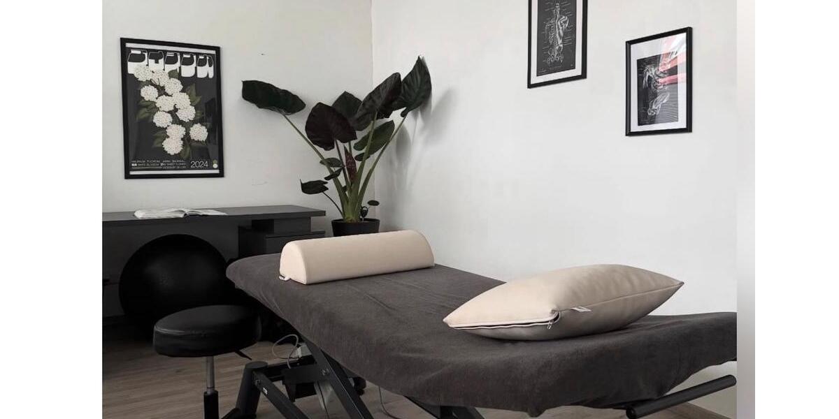 Heller Behandlungsraum zu vermieten zimmer