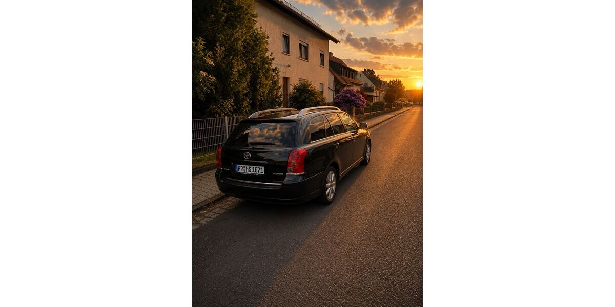 Toyota Avensis 224.000 km 2.700 &euro; Fūrth 64658