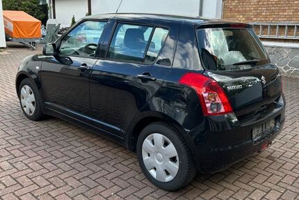 Suzuki Swift 188.000 km 1.800 &euro; Zwingenberg 64673