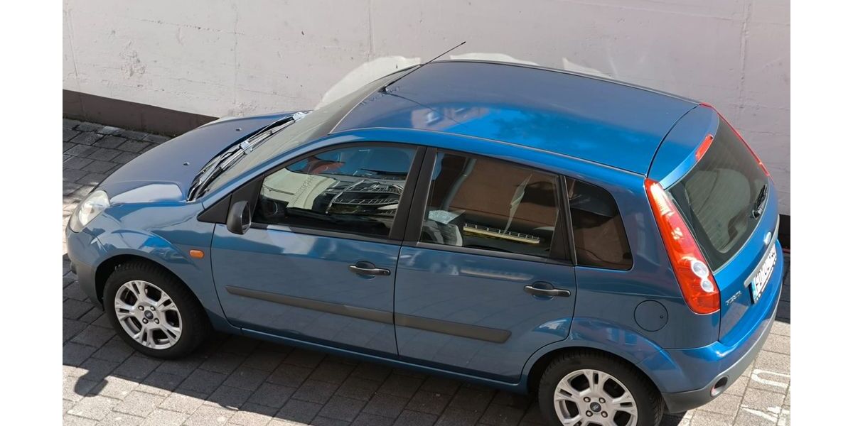 Ford Fiesta 205.130 km 1.400 &euro; Offenbach 63065