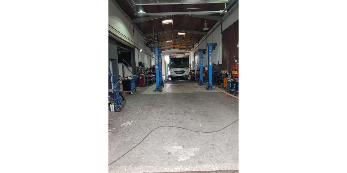 Wohnwagen, Reisemobile Werkstatt abzugeben. zimmer