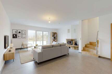 Haus Frankfurt am Main Nord-Ost - 5 Zimmer, 226 m&sup2;, 2.950&euro; | Angebot:25166046