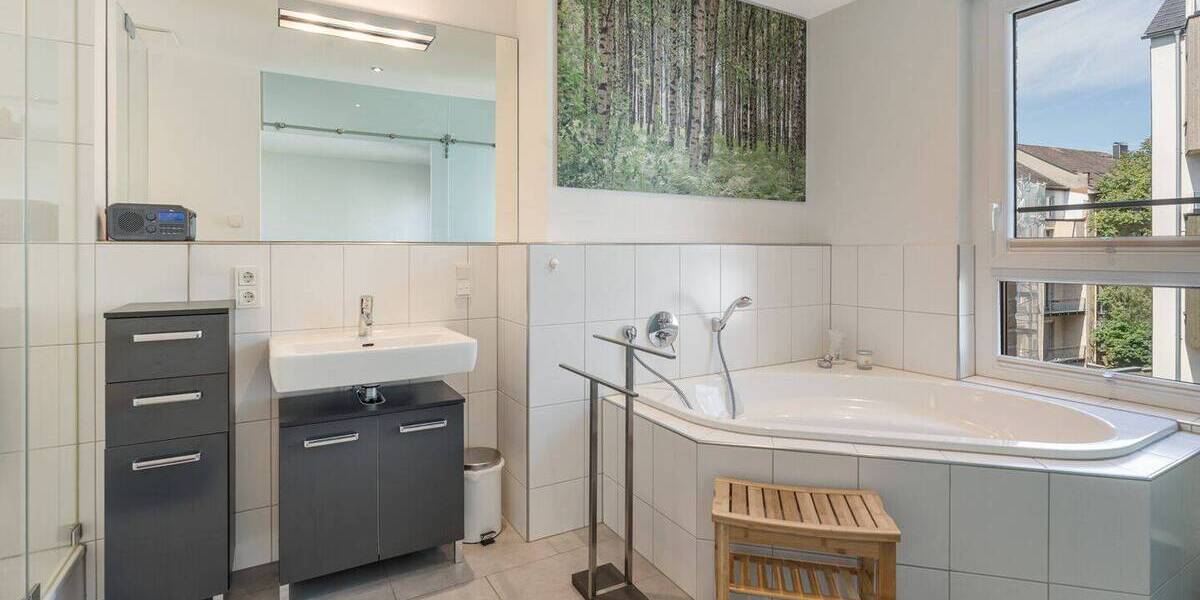 Etagenwohnung Frankfurt am Main Ostend - 4 Zimmer, 146 m&sup2;, 1.249.000&euro; | Angebot:26796161