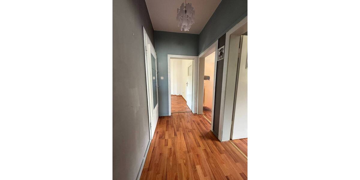 **Zwei-Familienwohnhaus in ruhiger Wohnlage von Frankfurt-Oberrad** 6 zimmer