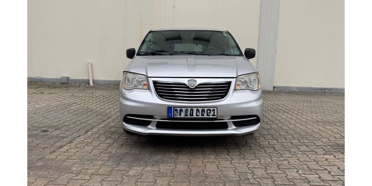 Lancia Voyager 160.000 km 8.900 &euro; Frankfurt am Main 65933