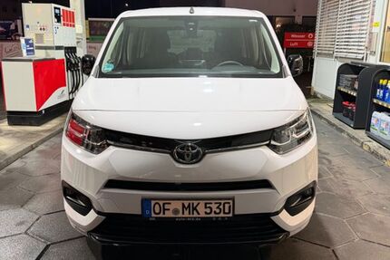 Toyota Proace City 18.000 km 29.999 &euro; Offenbach am Main 63065