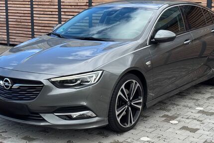 Opel Insignia 144.000 km 13.490 &euro; Groß-Gerau 64521