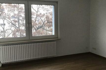 Sanierte 3 Zimmerwohnung mit Balkon 3 zimmer