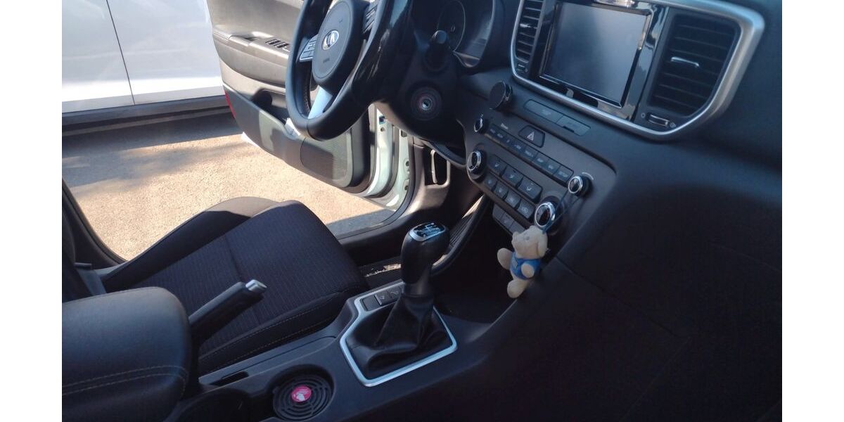 Kia Sportage 40.000 km 17.100 &euro; Egelsbach 63329