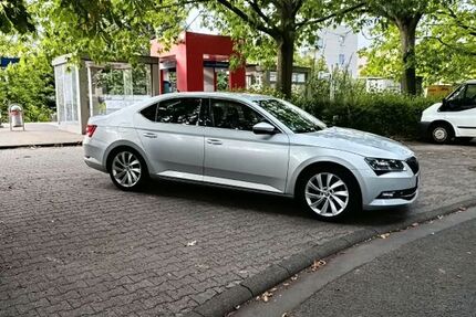 Skoda Superb 172.000 km 16.000 &euro; Frankfurt am Main 65931