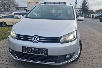 VW Touran 173.000 km 10.700 &euro; Dietzenbach 63128
