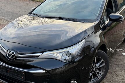 Toyota Avensis 146.100 km 10.999 € Frankfurt am Main 65933