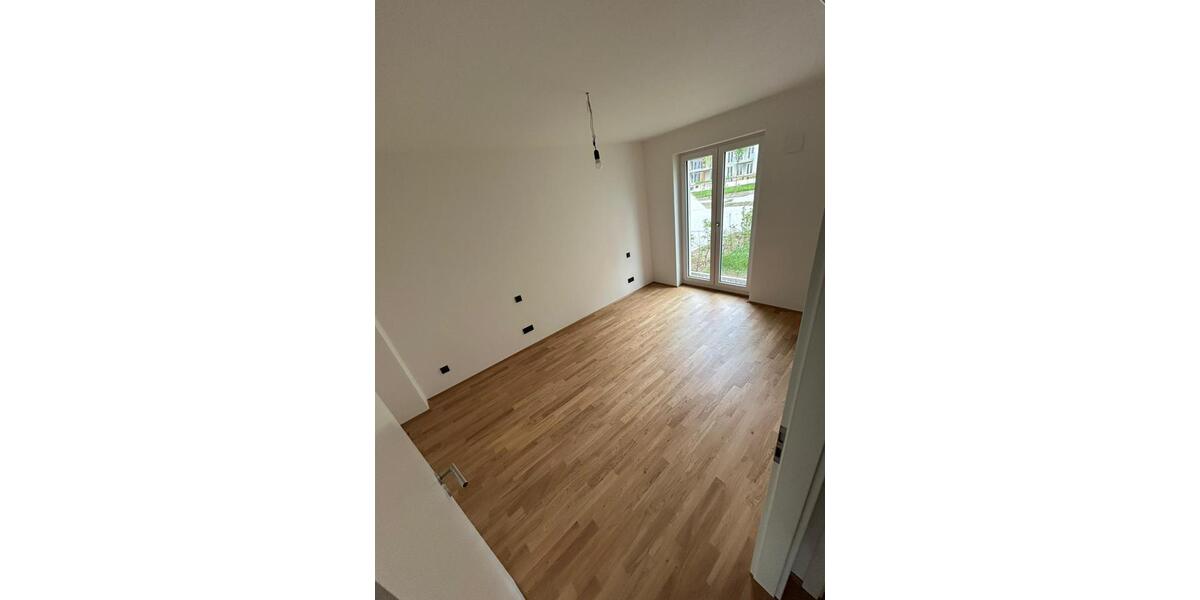 Erdgeschoßwohnung Darmstadt Bessungen - 3 Zimmer, 99 m&sup2;, 1.550&euro; | Angebot:26443563