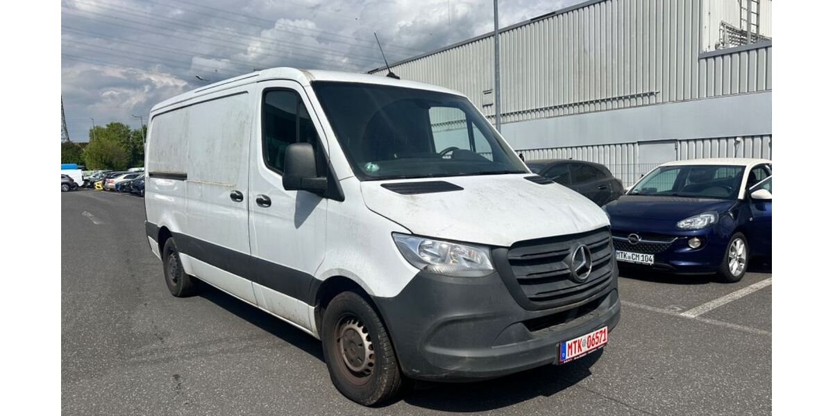 Mercedes-Benz Sprinter 255.000 km 13.490 &euro; Flörsheim 65439