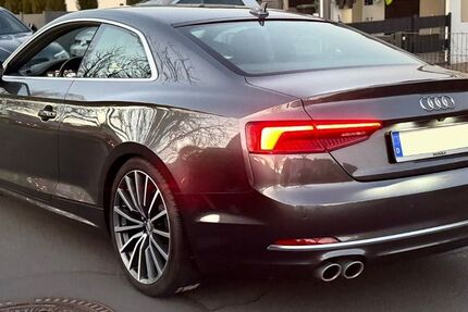 Audi A5 98.000 km 26.600 &euro; Frankfurt 60438