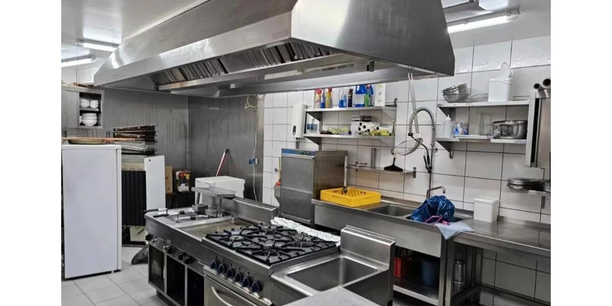 Voll ausgestattetes Restaurant mit großer Terrasse & Eventraum zimmer