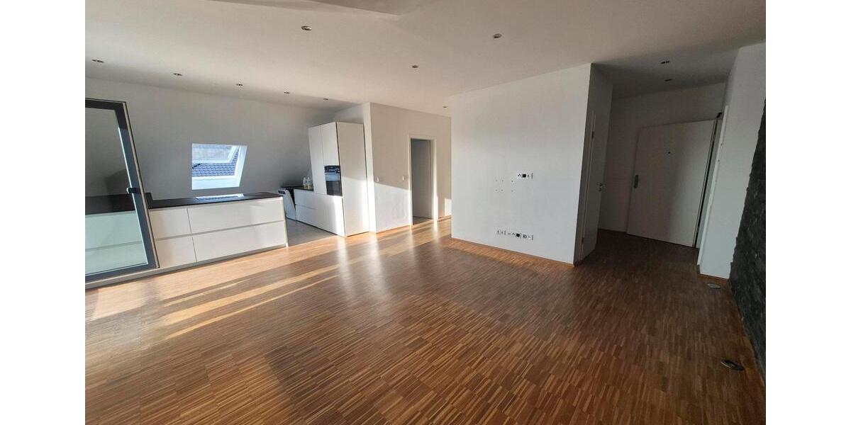 Dachgeschoßwohnung Büttelborn - 4 Zimmer, 110 m&sup2;, 1.800&euro; | Angebot:25493124