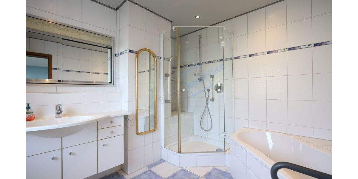Einfamilienhaus Darmstadt Eberstadt - 4 Zimmer, 186 m&sup2;, 699.900&euro; | Angebot:25665947