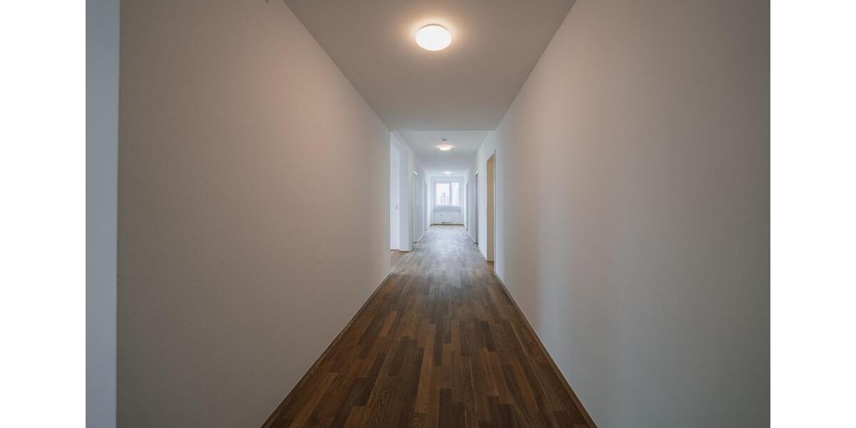 Einfamilienhaus Frankfurt am Main Niederrad - 5 Zimmer, 157 m&sup2;, 2.683&euro; | Angebot:25266800