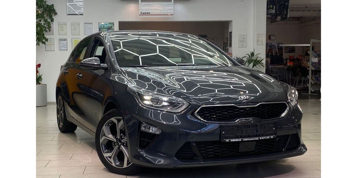 Kia ceed / Ceed 64.102 km 17.300 &euro; Neu-Isenburg 63263