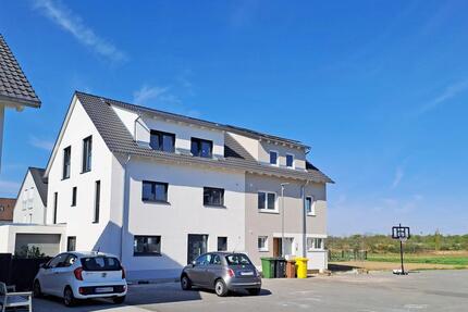 Hochwertiger Neubau in sehr ruhiger Lage
